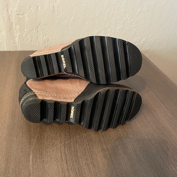 SOREL 1964 PREMIUM WEDGE BOOTS - WOMEN'S - Picture 8 of 16